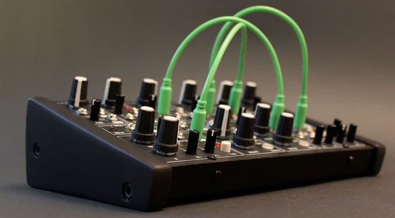 Ants Analog Modular Desktop Synthesizer On Kickstarter Gearnews Com Ants Analog Modular Desktop Synthesizer On Kickstarter Gearnews Com
