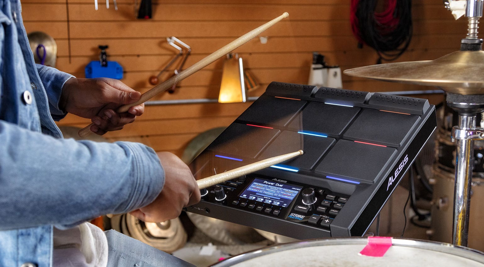 does steven slate drums 4 work with alesis sample reck does steven slate drums 4 work with alesis sample reck