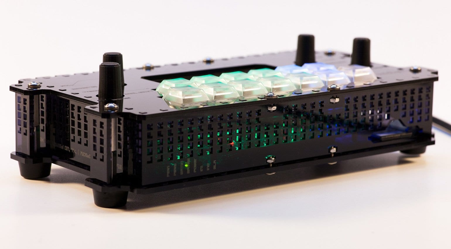 midiphy LoopA polyphonic DIY MIDI sequencer and looper