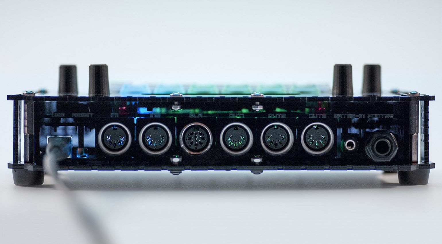 midiphy LoopA polyphonic DIY MIDI sequencer and looper