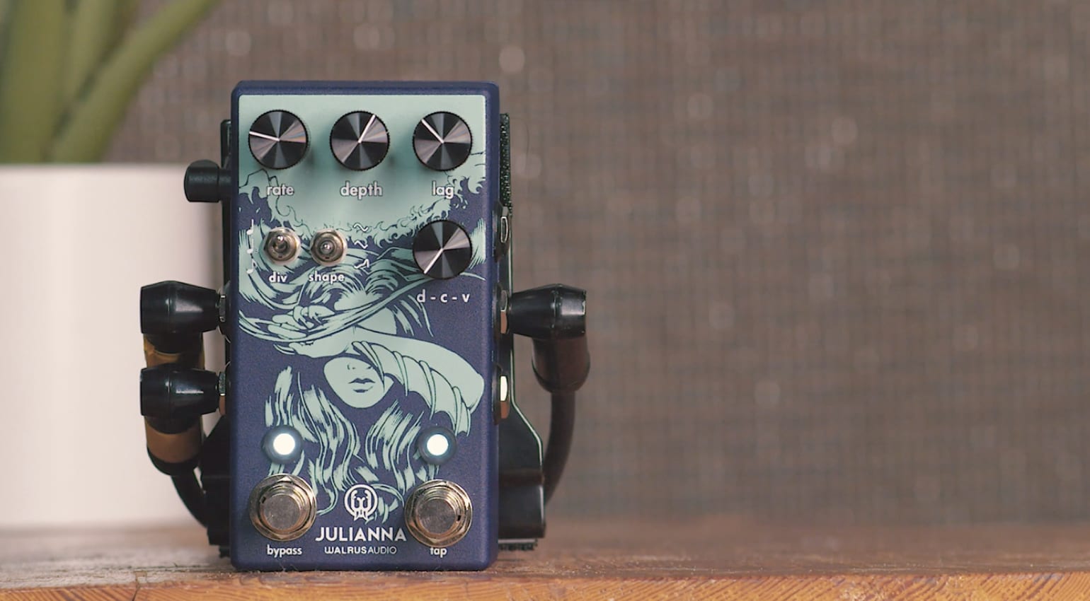 Walrus Audio Julianna Deluxe Chorus/Vibrato: Smooth tones with modern