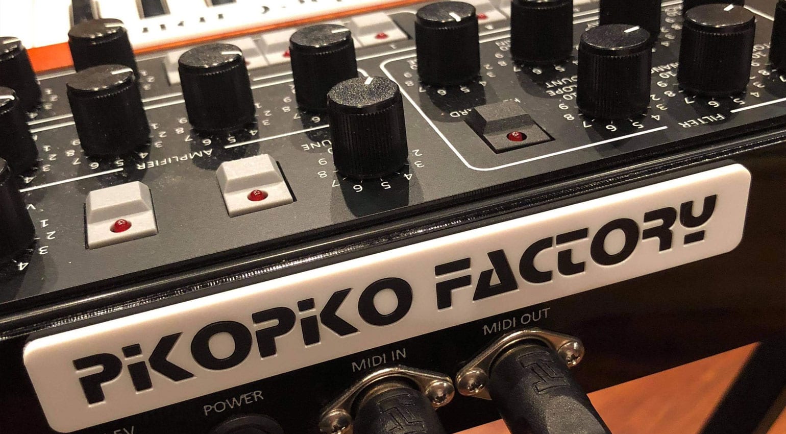 PikoPiko Factory Prophet-Mini: is this adorable synthesizer for