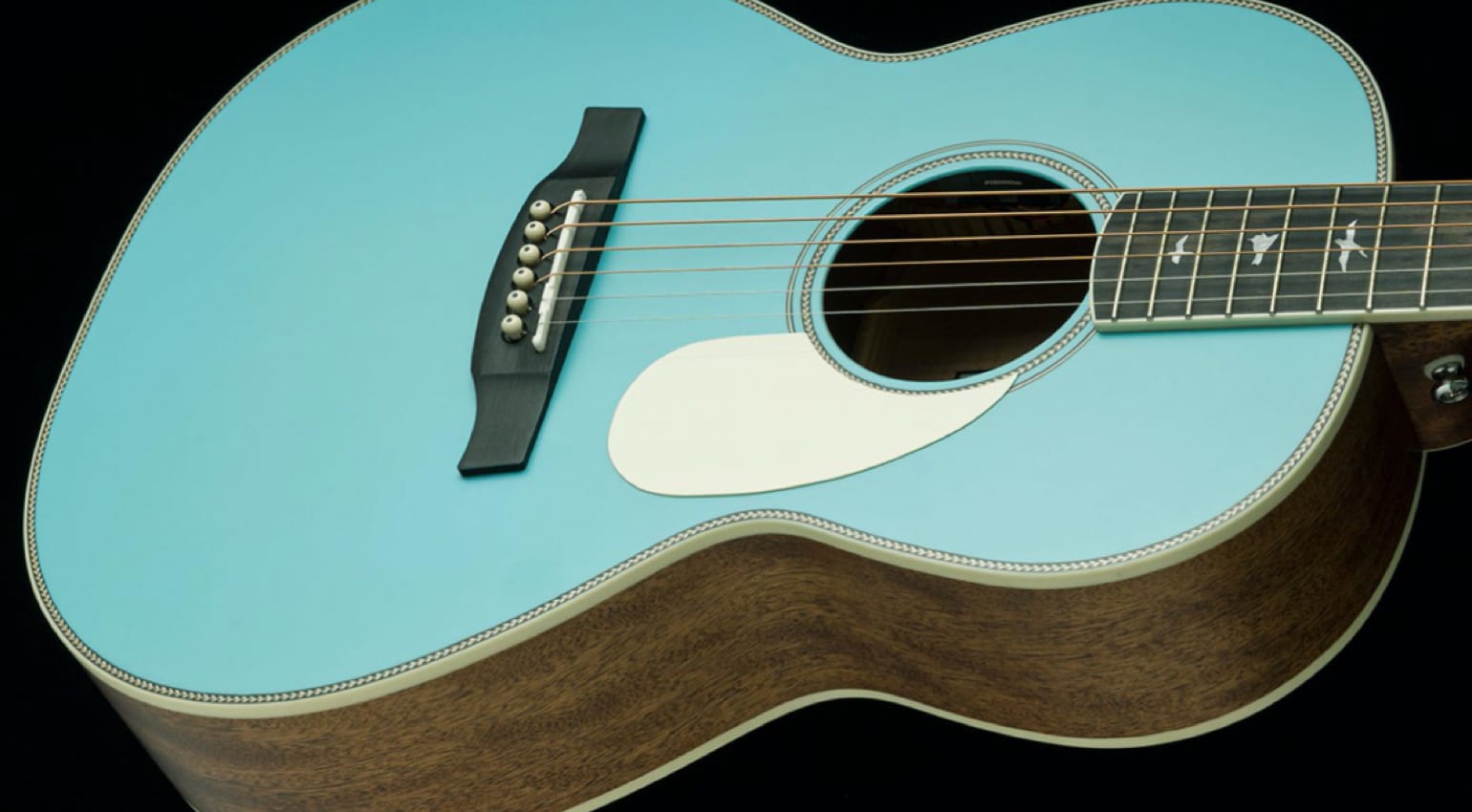 Prs Revisits The Se Pe Parlor Acoustic Now In Powder Blue Gearnews Com