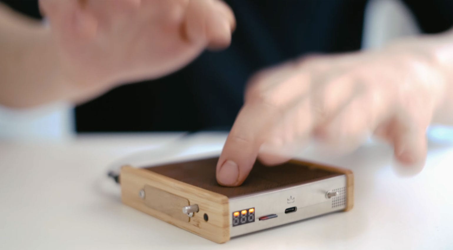 Pocket Beatbox Coolest Portable Multisampler On The Planet Gearnews Com