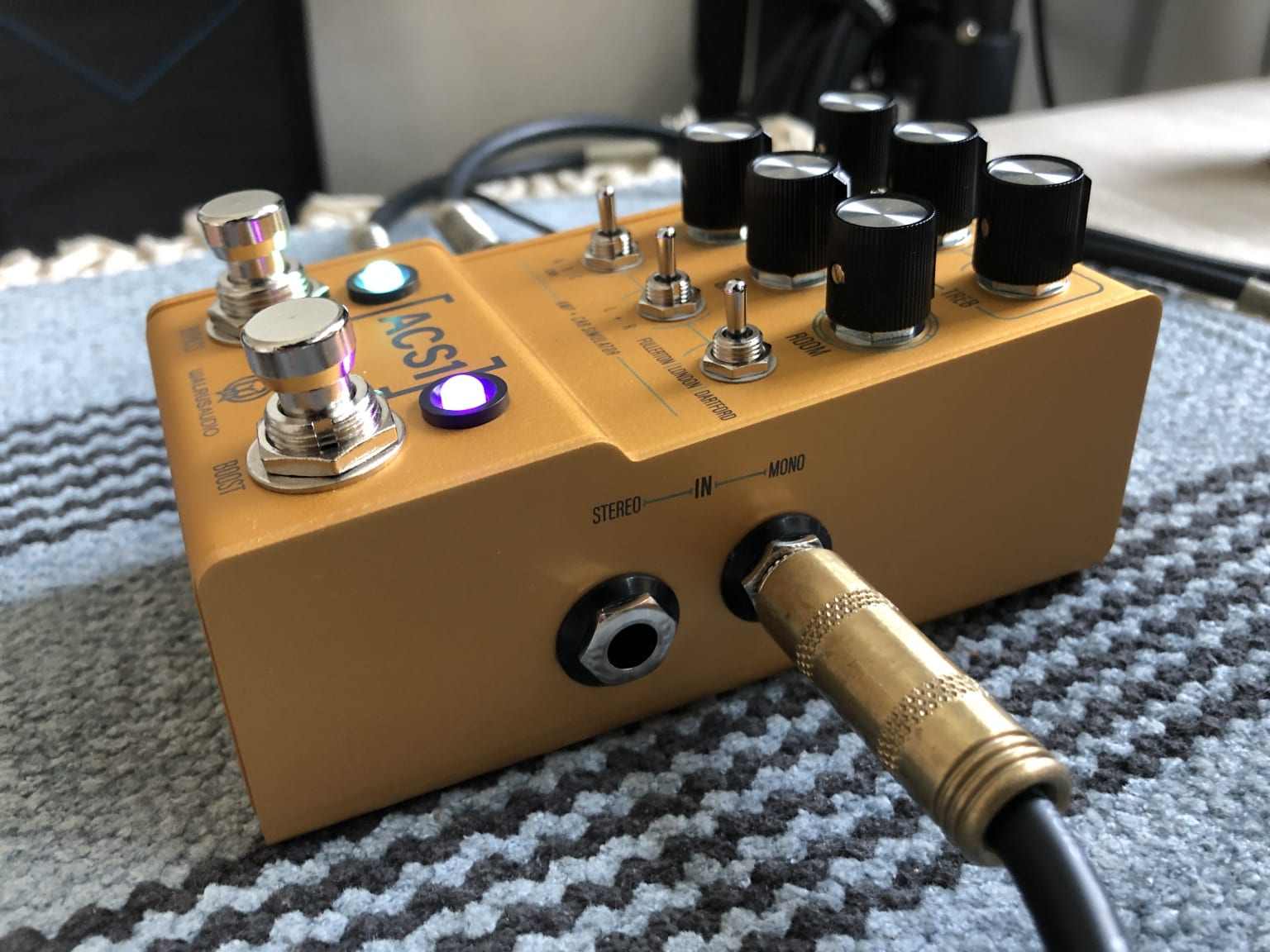Review Walrus Audio's ACS1 Amp and Cab Simulator pedal