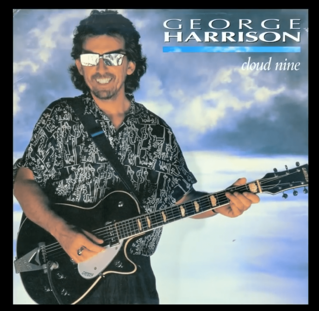 George Harrison con su Black Duo Jet en la portada deCloud Nine · Fuente: YouTube