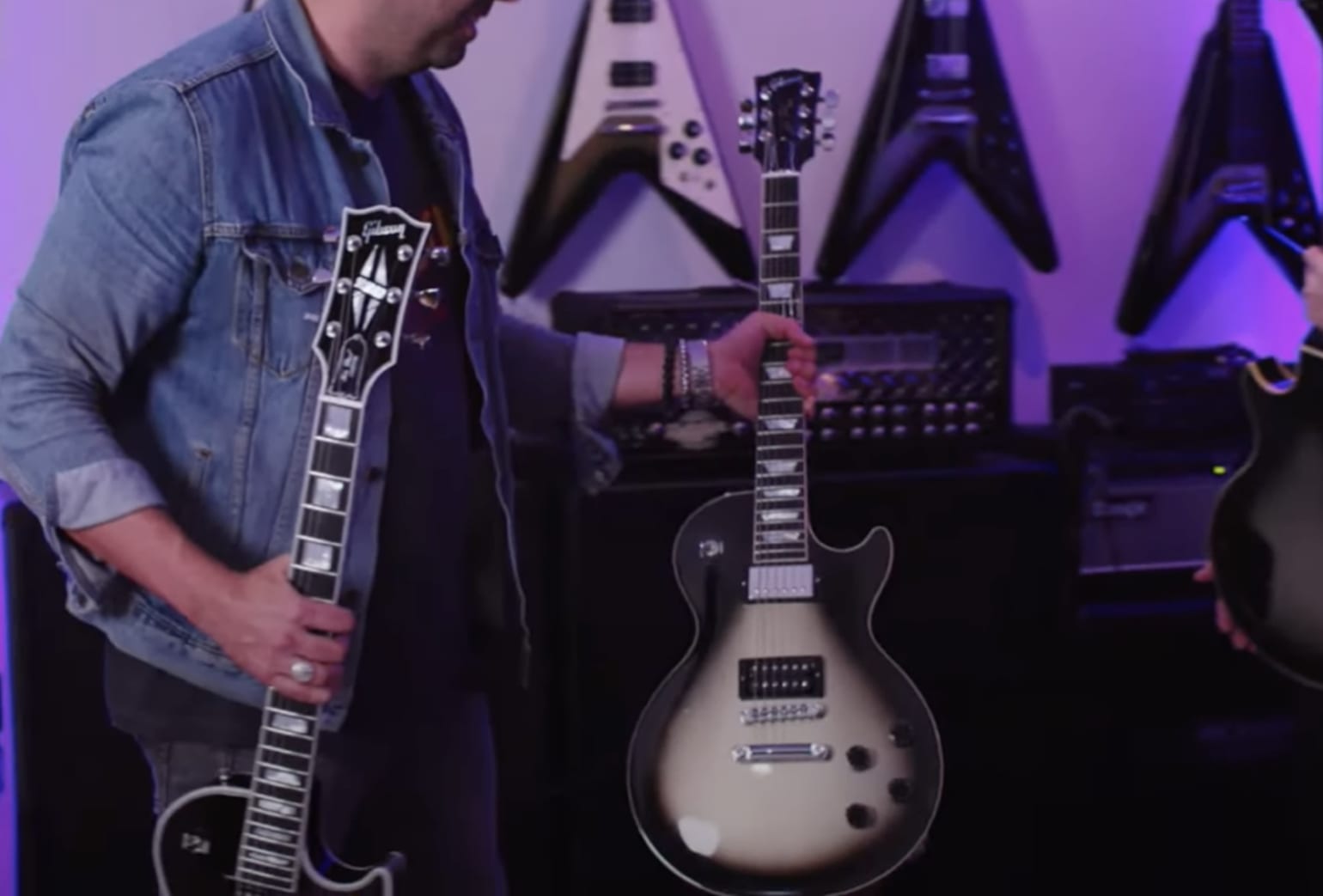 Gibson Adam Jones USA Standard