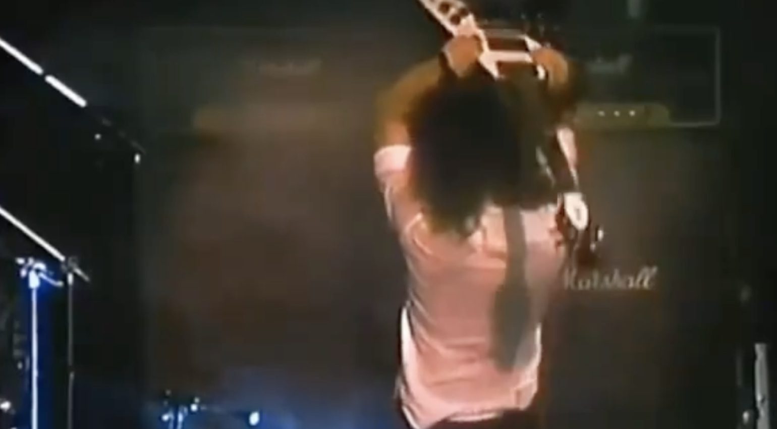 Gibson teasing Kirk Hammett signature model