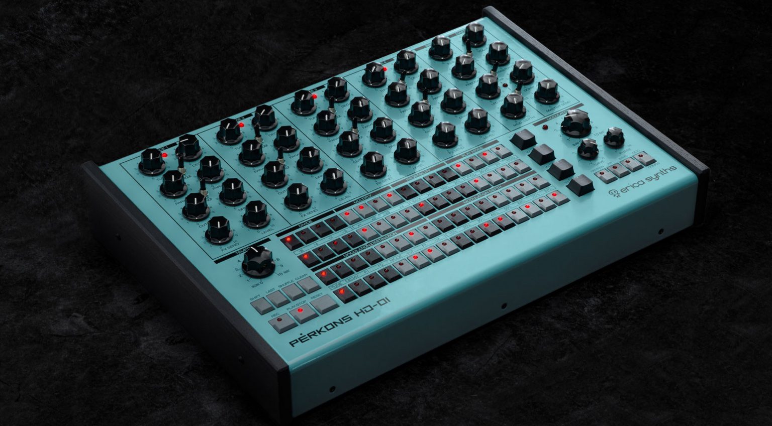 Build your own Hyve Synthesizer at a synth building