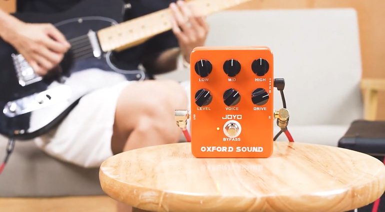 Squeeze out vintage ’70s Orange amp tones with the new Joyo JF-22 Oxford