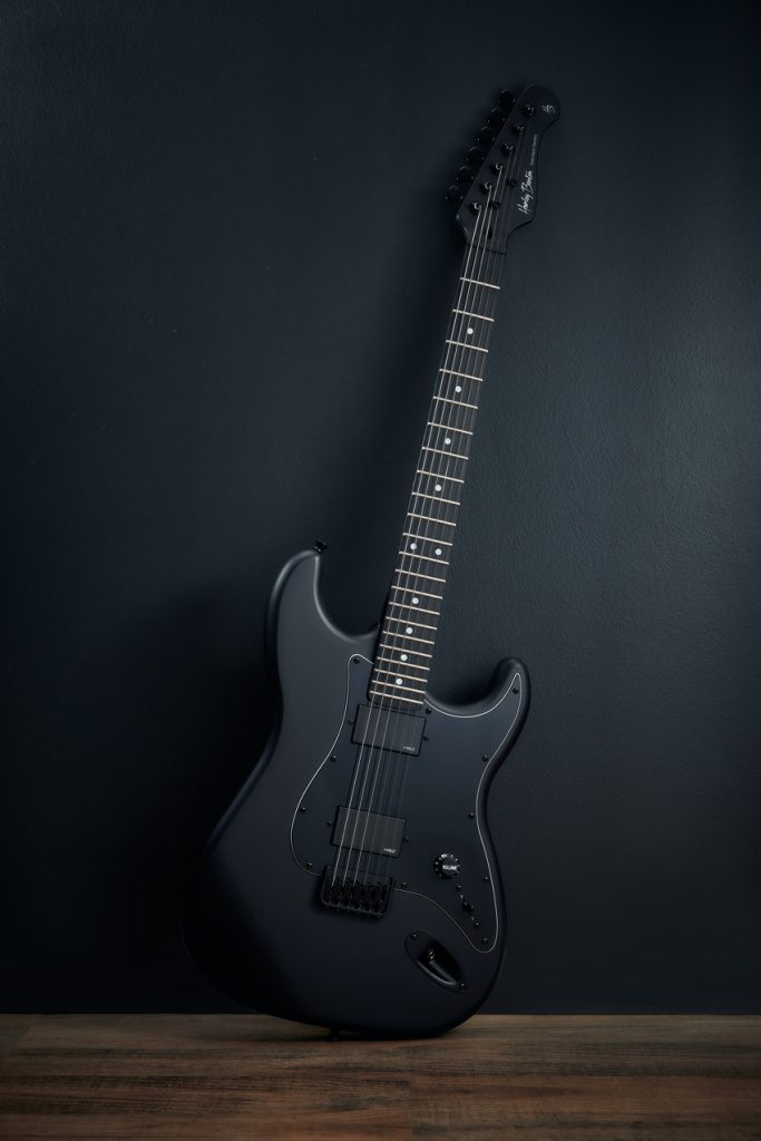 Harley Benton ST-20HH Active SBK a Jim Root-style stripped back look?