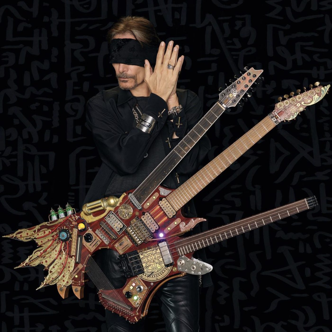 Ibanez and Steve Vai finally reveal The Hydra in new video - gearnews.com