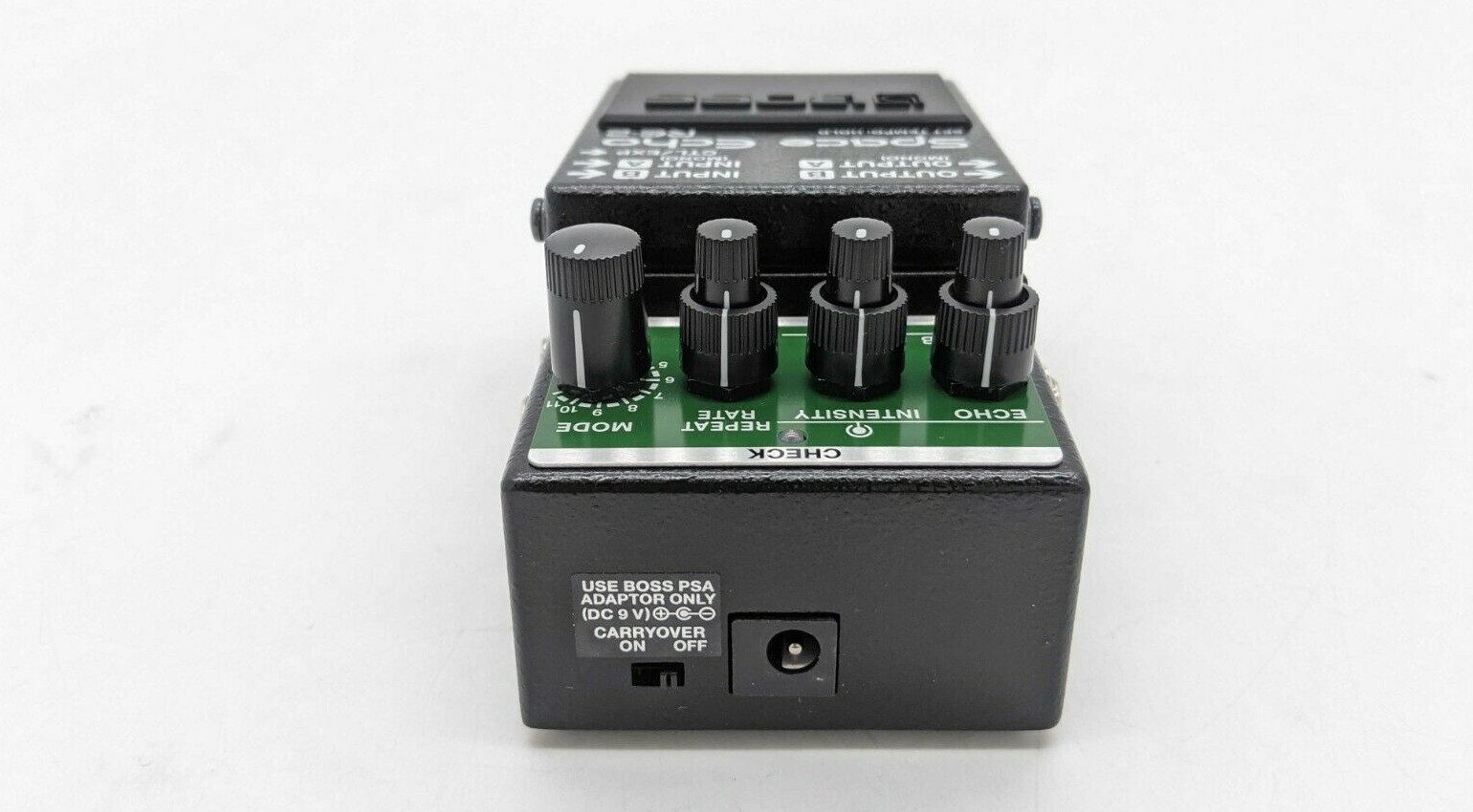 Un nuevo Boss RE-2 Space Echo? |